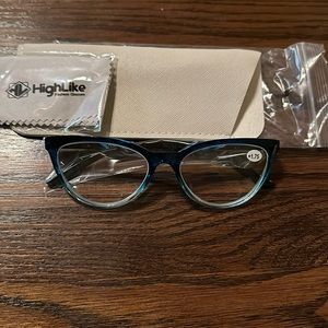 NWOT Reading Glasses +1.75, with protective cover & cleaning cloth included